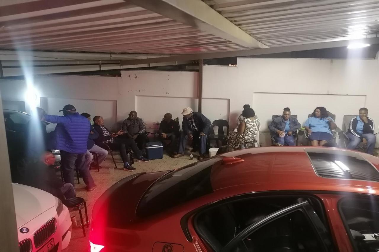 Maluti Backpackers 호텔 Phuthaditjhaba 외부 사진