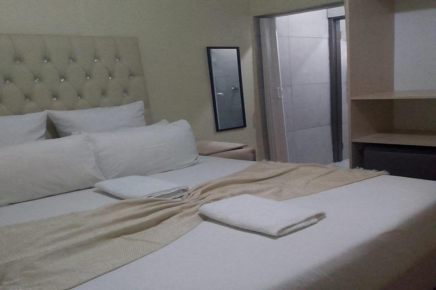Maluti Backpackers 호텔 Phuthaditjhaba 외부 사진